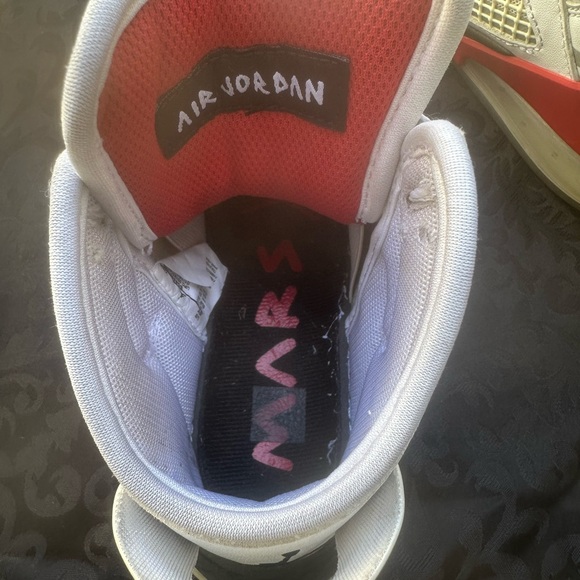 (Grade School) Air Jordan Mars
270 'White size 4Y
SKU: BQ6508-100 - Picture 3 of 6